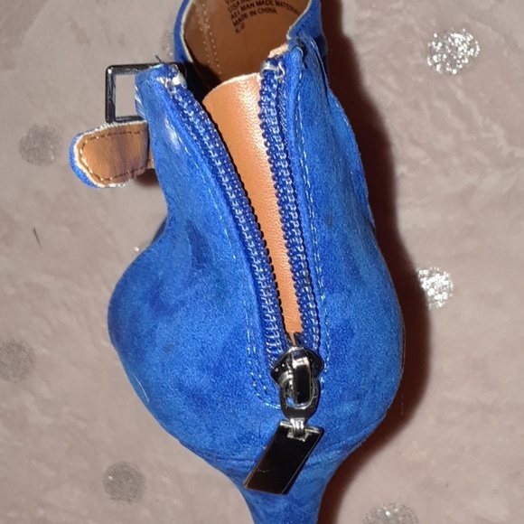 Soft Blue Heels - Picture 6 of 8